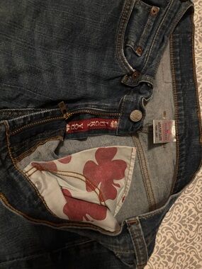 Lucky Brand Women's Bootcut Dark Blue Denim Jeans with Red Pocket Print